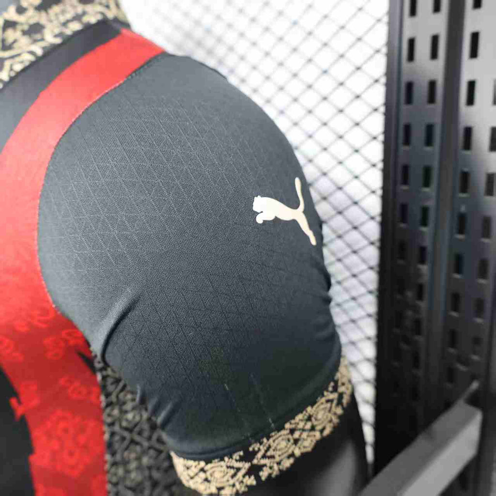 מילאן ספיישל 25/26