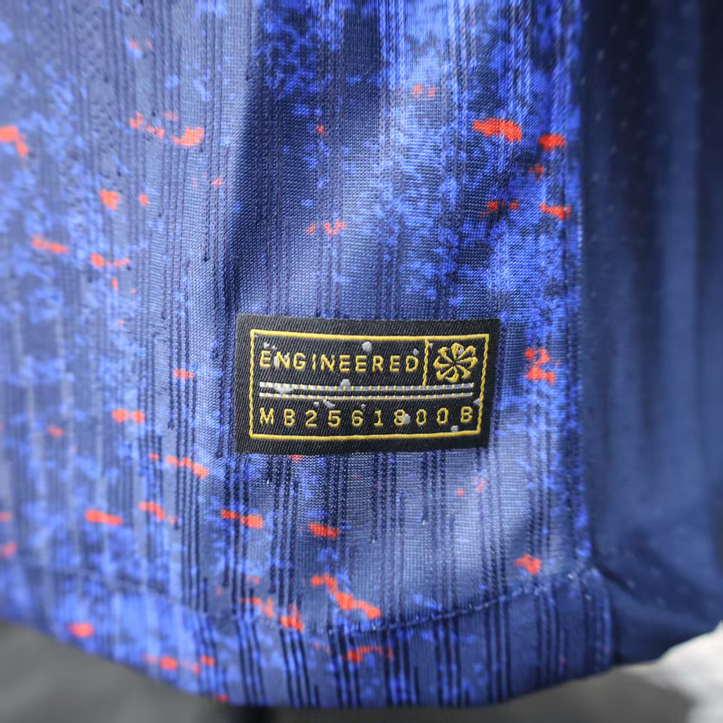 צרפת בית 25/26