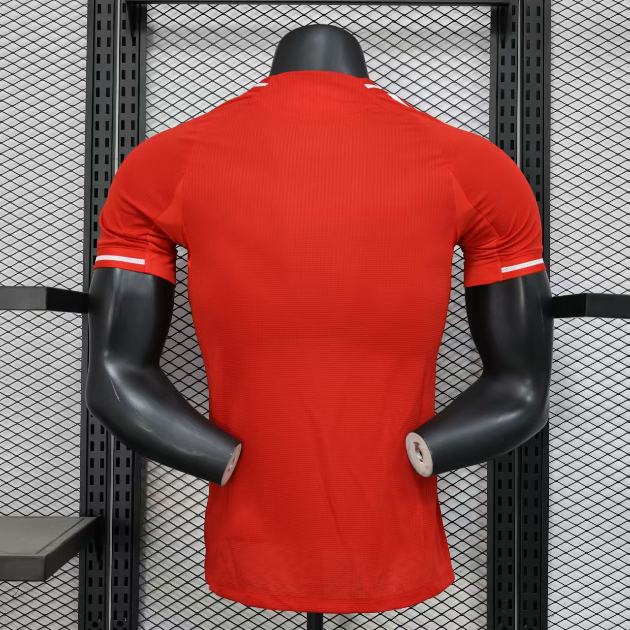 ליברפול בית 25/26