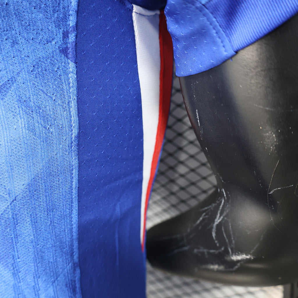 צ'לסי בית 25/26