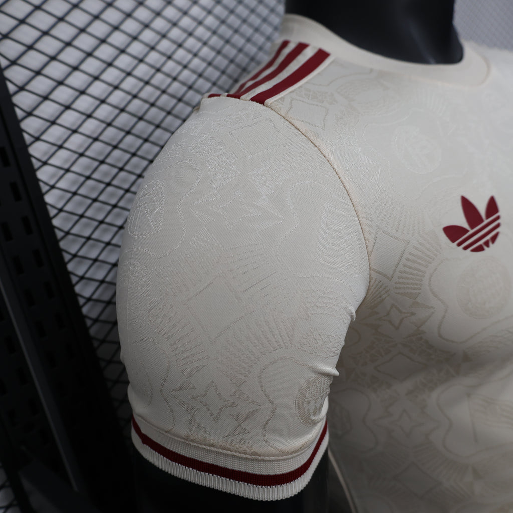 באיירן מינכן  ספיישל 125 שנה  למועדון