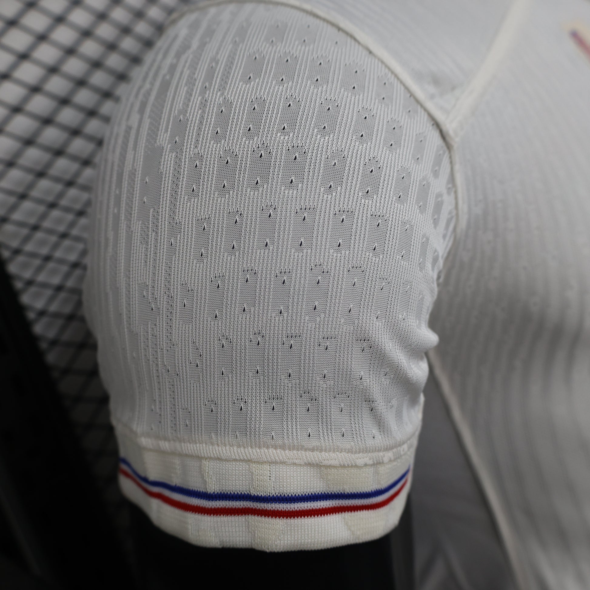 צרפת חוץ 25/26