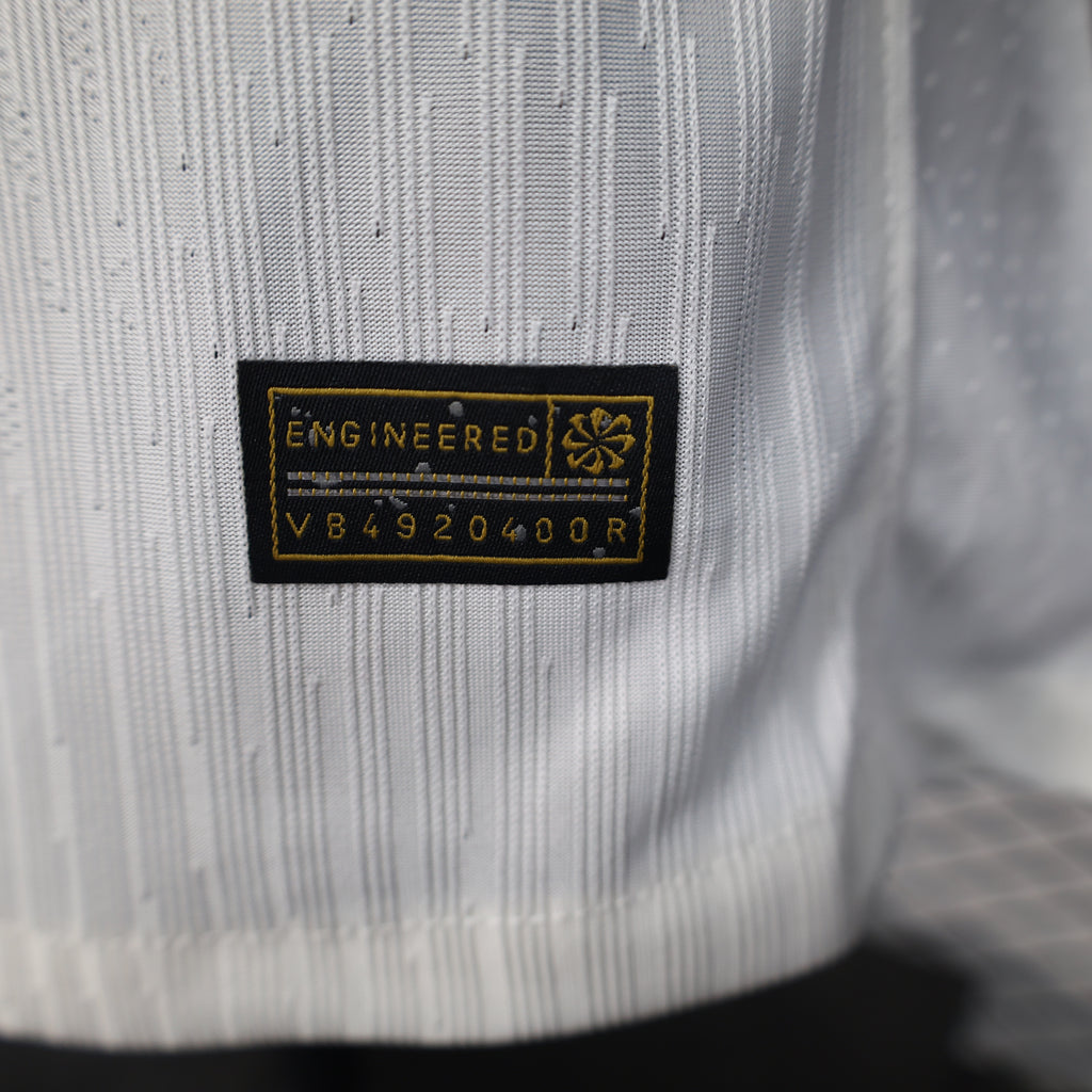 צרפת חוץ 25/26