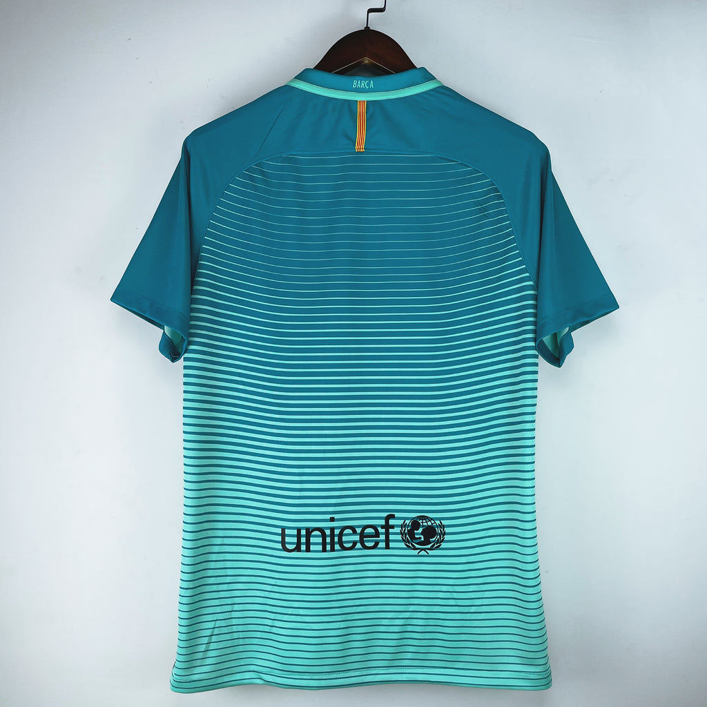 ברצלונה רטרו חוץ 16-17