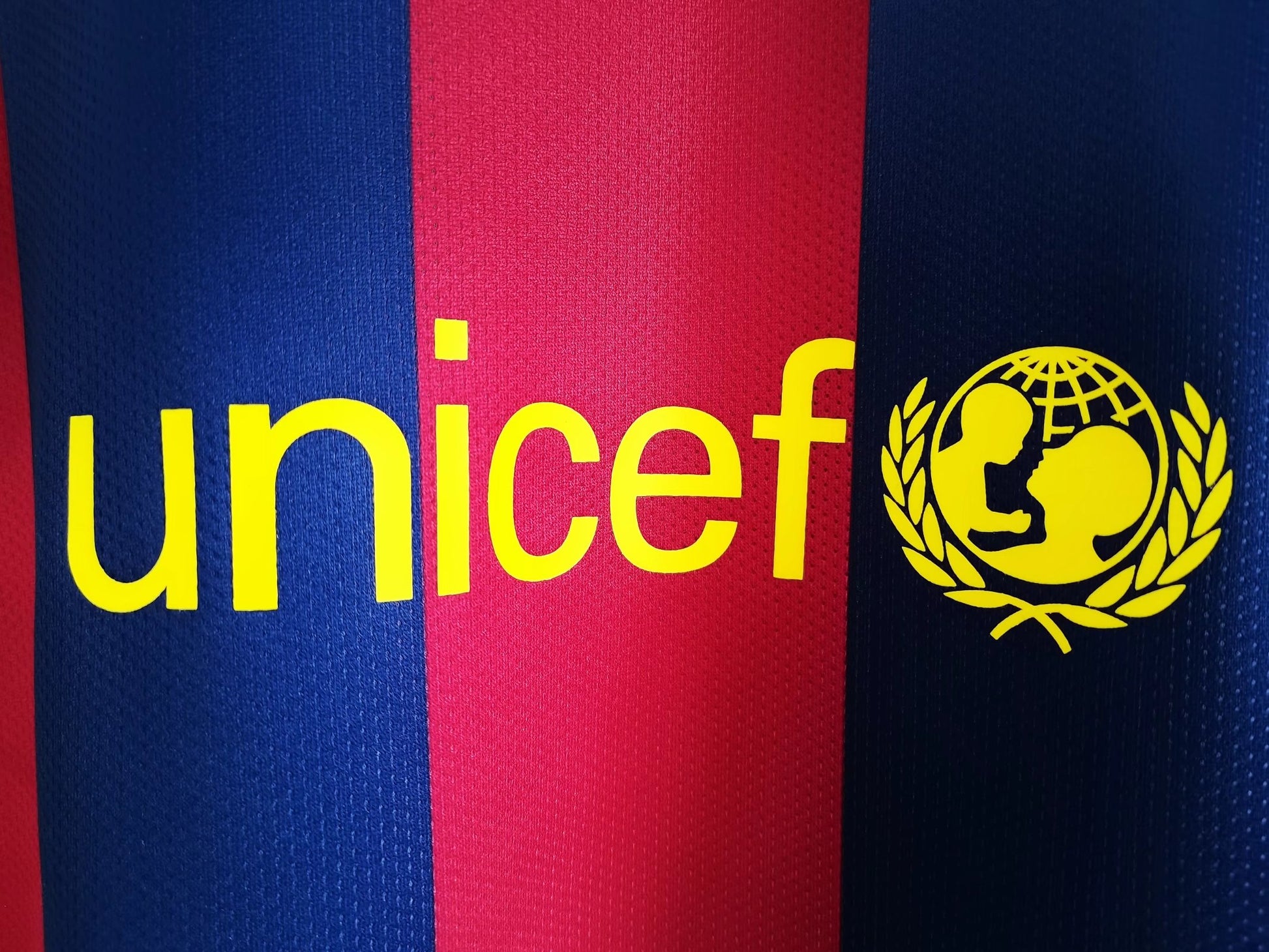 ברצלונה רטרו  בית 2014-2015