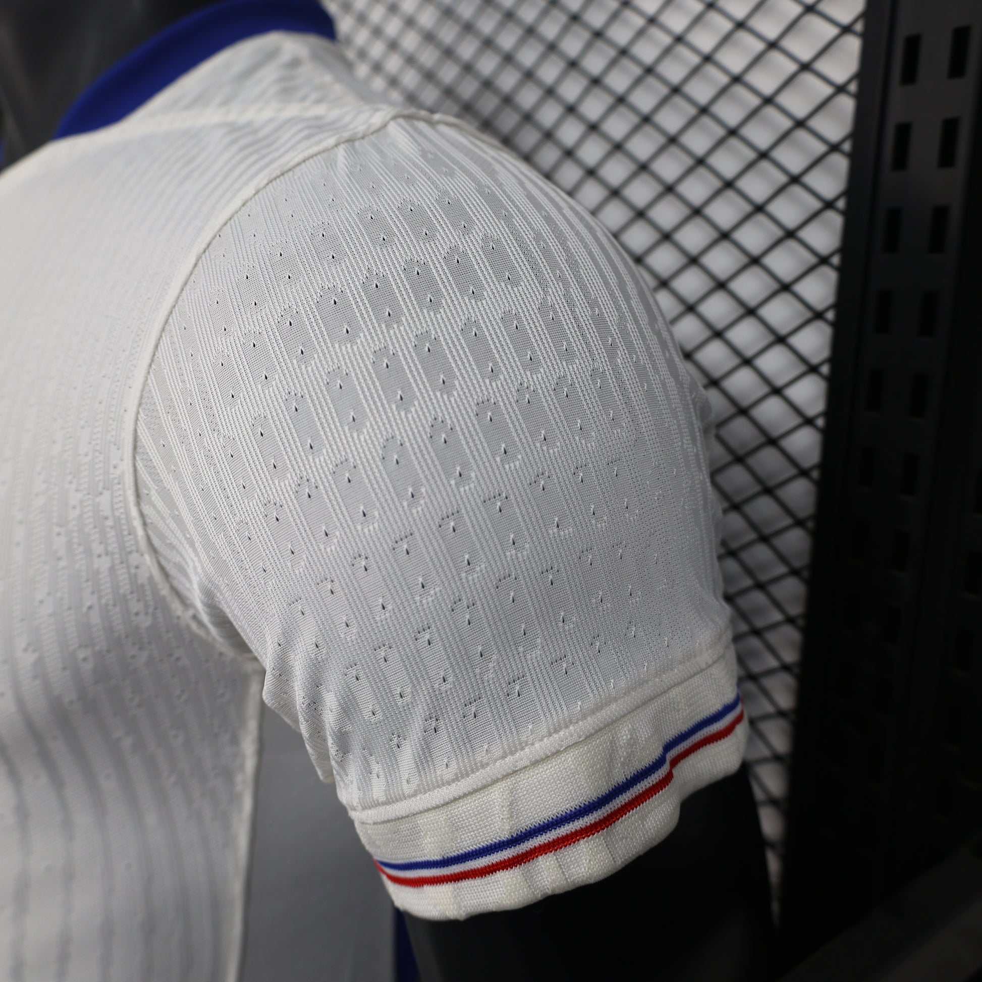 צרפת חוץ 25/26