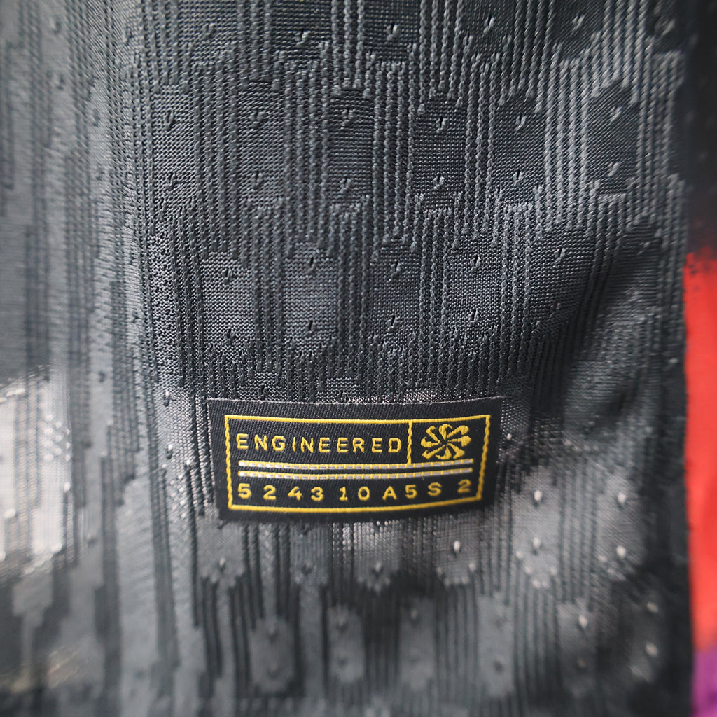 אנגליה חוץ 25/26